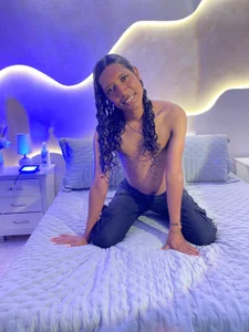 Mia_Coock Sexy latina Bilde 7