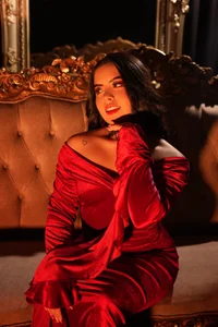 Isabella_Rios_のBEAUTIFUL DARKNES GIRLの 4枚の写真