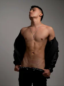 aron__cooper Public Pic 3