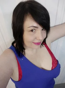 EmilyaLooo Public Pic 5