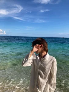 ethereal_alex: Alex by the sea ( 3 фото)