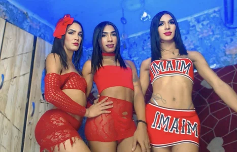 goddesses_of_desirecRED GIRLSSS图片