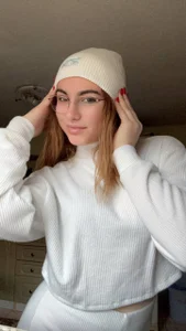 AnisiaConnor My normal life Pic 4