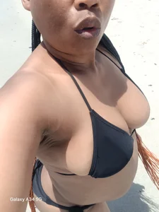 PeachAss4UU Public Pic 3