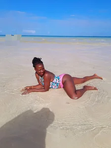 Zdjęcia hornyqueen93 Public:  2