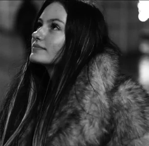 LaraeRodeigues Public slika 2