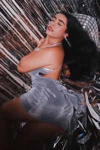 susan_zc ✨Happy New Year💫 Thank you for joining me, may this year be full of smiles and good times together Immagine  6