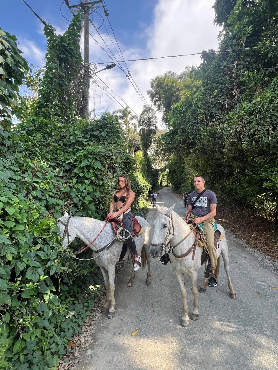 parejacaliente20154 Trending Plaatje 3770