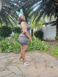 Bigboobsbooty Public Pic 6