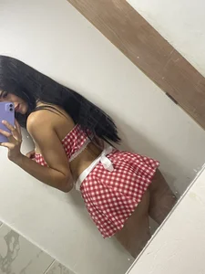 caitlyn_beell Public - {count, plural, one {תמונה אחת} two {שתי תמונות} many {# תמונ ות} other {# תמונות}}