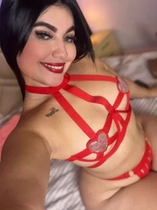 MiaaFarrel kullanıcısının 😈👑 Want the throne? Tip and make me yours tonight 🍑🔥 albümü -  4 fotoğraf