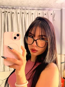 SarahMiler_“Flirty mode: ON 💕”图片 5