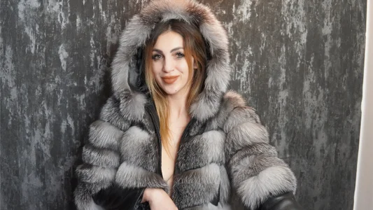 JessicaCarter Did someone say leather? Pic 8