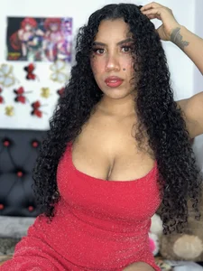 serena_willow mit einem sexy Kleid Immagine  8