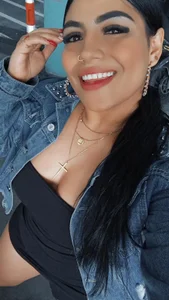 kiana_cream relax day Pic