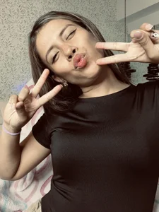 EMILIIA_RICHTER__ KISSES LOVES🥰😘😘 Bilde 3