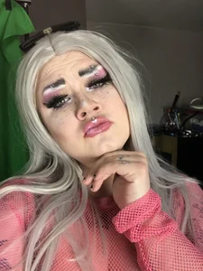 notyerbinary Femme Pic 2