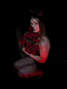 Jenny_Skinner20 What do you feel when you see me?💖 Immagine  8