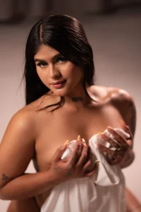Mia-Medina sexy and naughty Pic 3