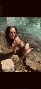 goddessmissmia 🖤bikini🖤 Pic 3