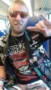 My, myself and i 2 od kinderkooriscoel-  7 snímek