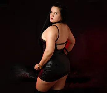 KikyNaughty body hot Immagine 