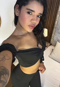 Miagomezx 🖤 Temptation in every detail. Pic 2