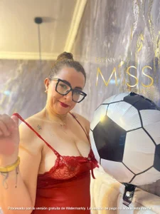 Sexy Mature 😏 de Milf_Drip  4 Imagens