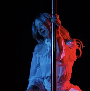 MoonlightPie Strip time Pic 2