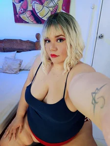 JohanaJuega Public Pic 2