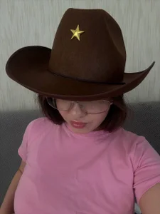 RebekahEiflerのcowgirlの 4枚の写真