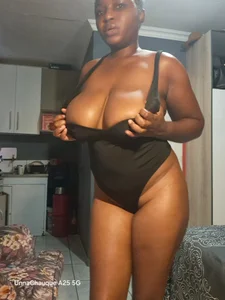 Public de EbonyRose9  3 Imagens