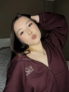 AlberthaEscue Velvet Hour Pic 4