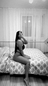 Celine_Seybell Public Foto