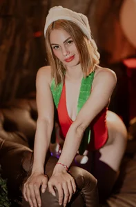 emma_wockll_t your sexy christmas cutie รูป  2