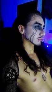 mercurio_hot goth mercurio টি ছবি