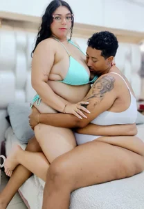 TiffantyAndStacy Hello my love, I hope you are super horny so that we can get rid of the desire together. Foto 5