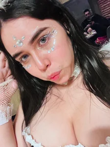 melaniecooperr little angel 😏🤭 Pic 4