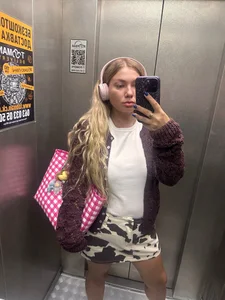 Barby_Kiss My life Pic 6