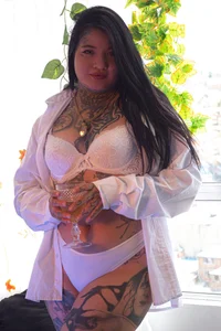 Public de Unatatuada  2 photos