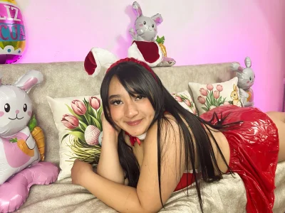 pretti_scarlett BAD BUNNY 사진 3