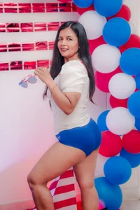 DianaOchoa_ July 4 ♥️🤍🩵 Foto 4