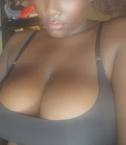 LustingCountry Big boobs big personality 😉❤️ Pic