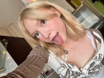 Crazy_Wine^^ Back to blonde ^^ Bild 7