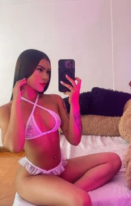 AishaKassandra hey Pic 4