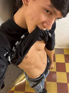liliandliam liam  9. fénykép