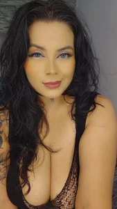 👀 Don’t leave without leaving me a ❤️👀 No te vayas sin dejarme un ❤️ de AmberGray_ Foto 8