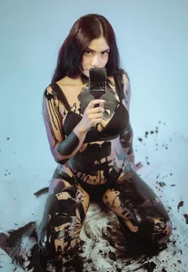 ashlye_collins I don't pose, I transform into art 🖤🖤 Pic 5