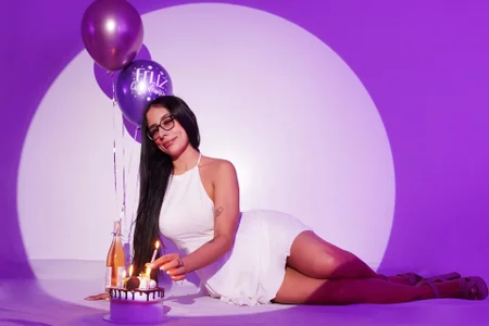 LIA_ROUX1 My sweet birthday🎁🎂👑 Pic 2