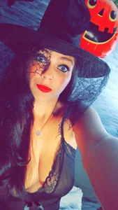 Lea_Squirt Halloween sexy Pic